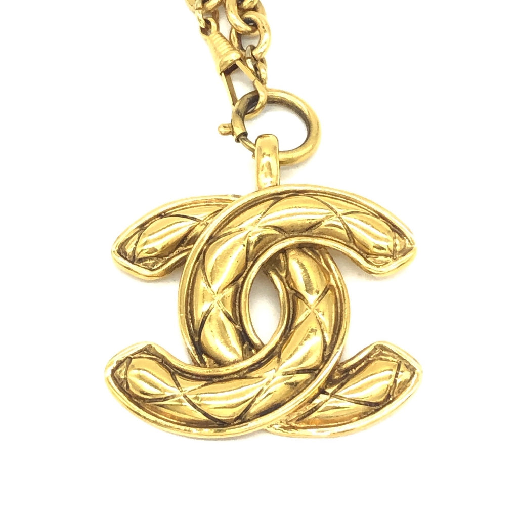 Vintage Chanel Necklace with Quilted CC Pendant