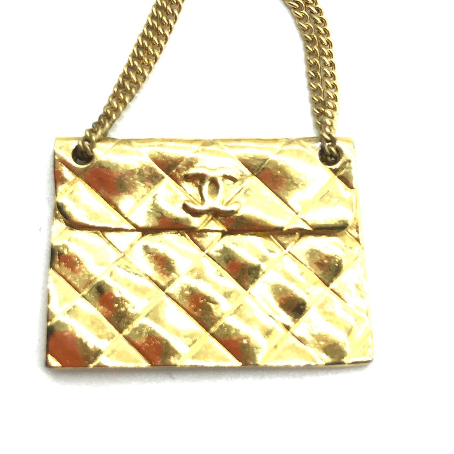 Chanel Vintage Medium Single Flap Bag in GHW with CC Logo Pin Lock