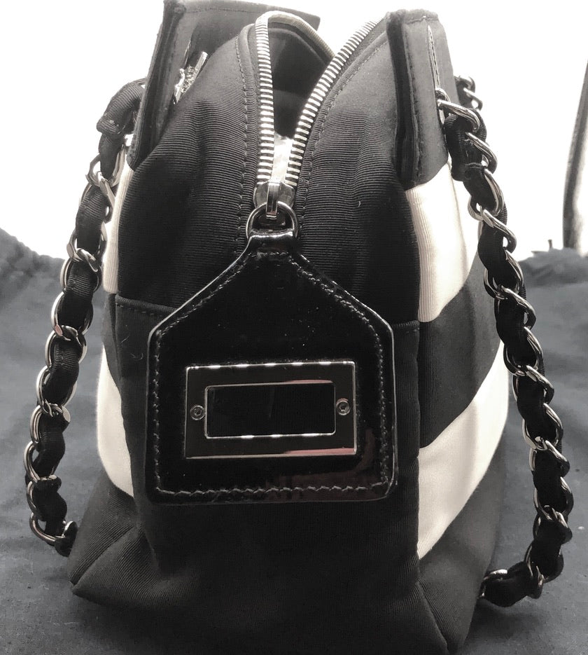 CHANEL Classic Handbag Black & White - A01112B05821ND001 