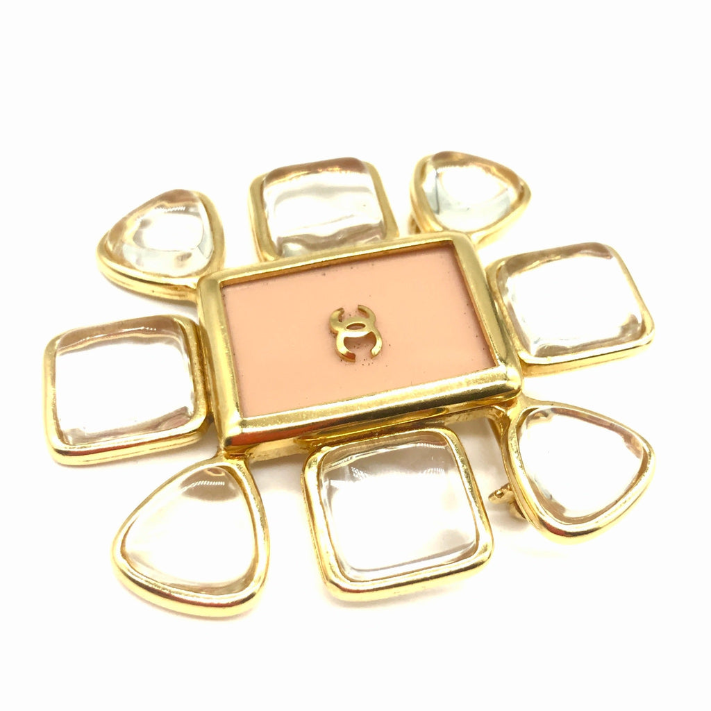 chanel pink pin with clear petals