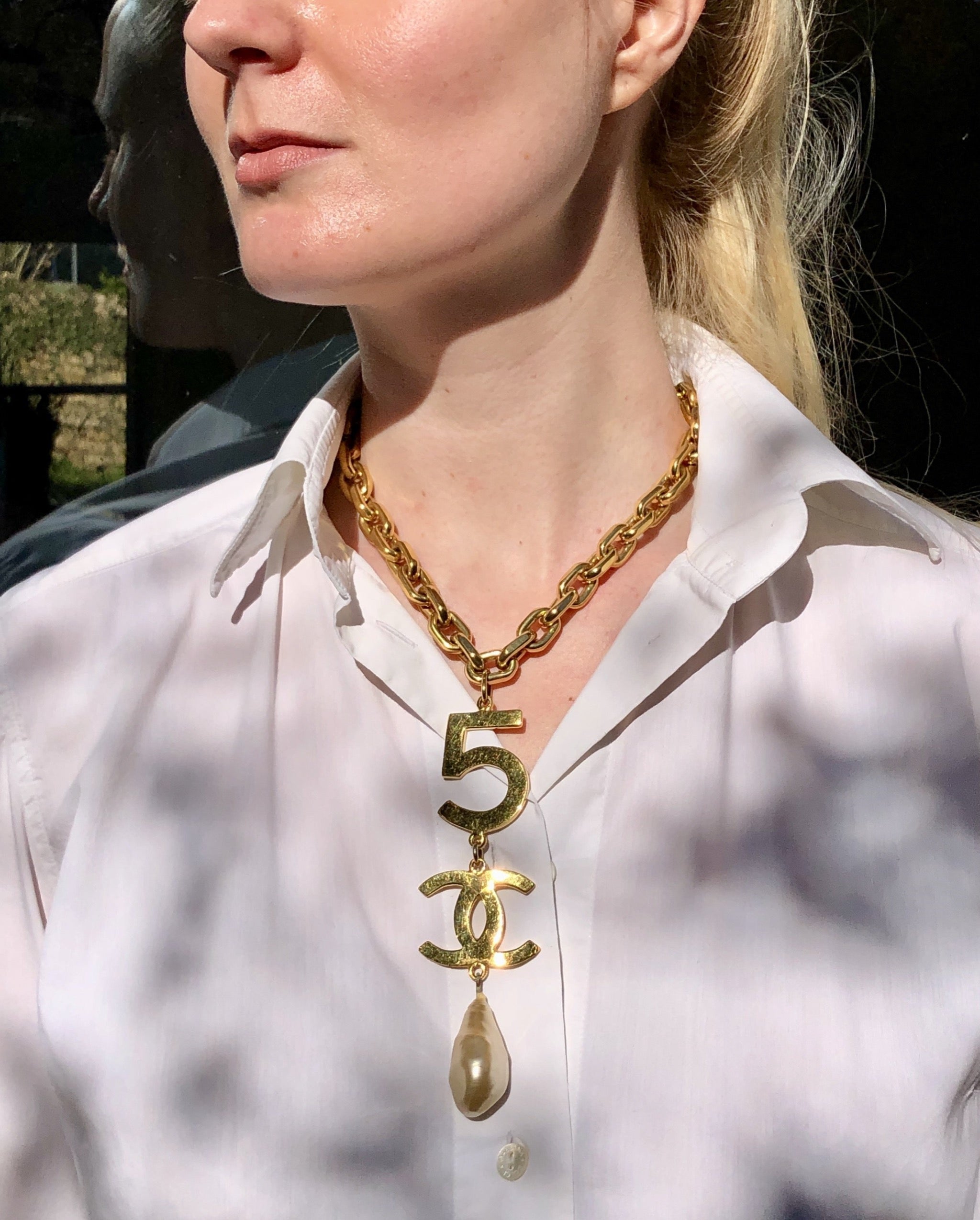 Vintage Chanel Iconic Long No 5 Necklace – Very Vintage