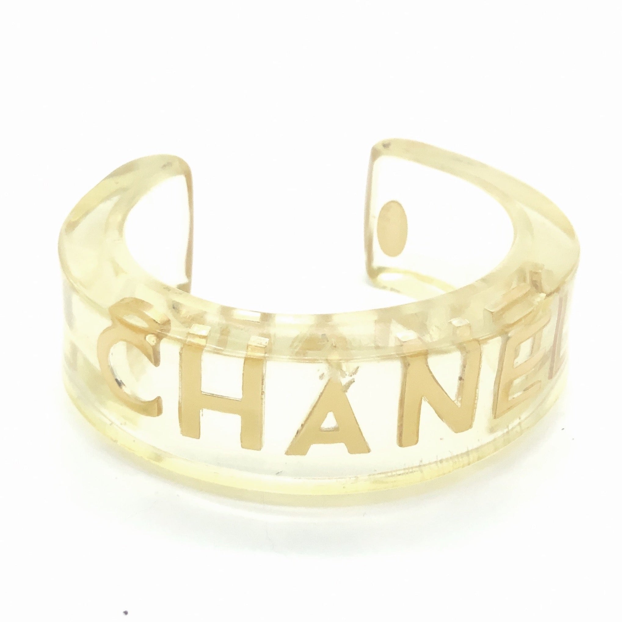 Vintage Chanel Lucite Cuff with CHANEL in Gold – Very Vintage