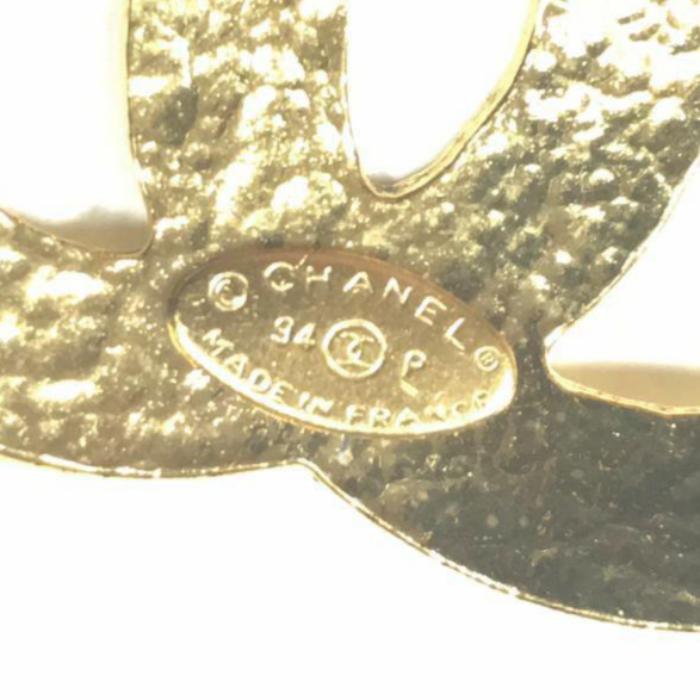 Vintage Chanel necklace with Large CC logo Pendant