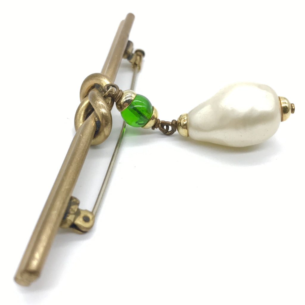vintage chanel bar pin with pearl and gripoix
