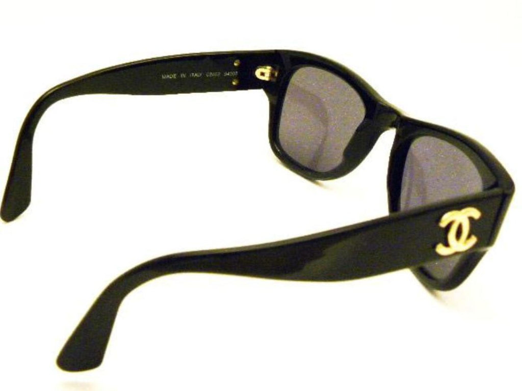  chanel vintage black wayfarer sunglasses