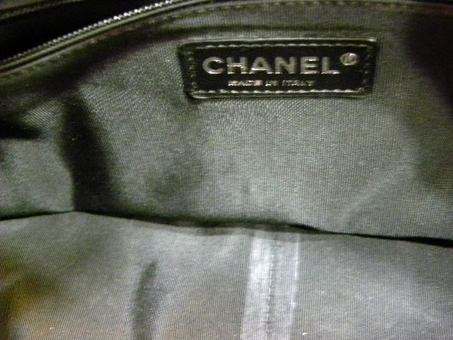 chanel handbag in black and white - interior