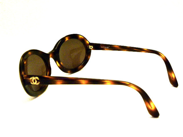 vintage chanel tortoise sunglasses side
