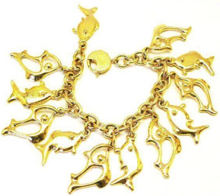 SAINT LAURENT YSL Monogramme Bracelet in Gold | Endource